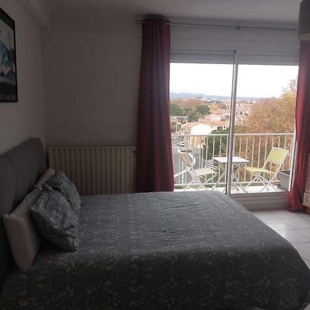 Residence D'Anjou - Grand Studio Avec Balcon Et Parking Privatif Perpignan Eksteriør bilde