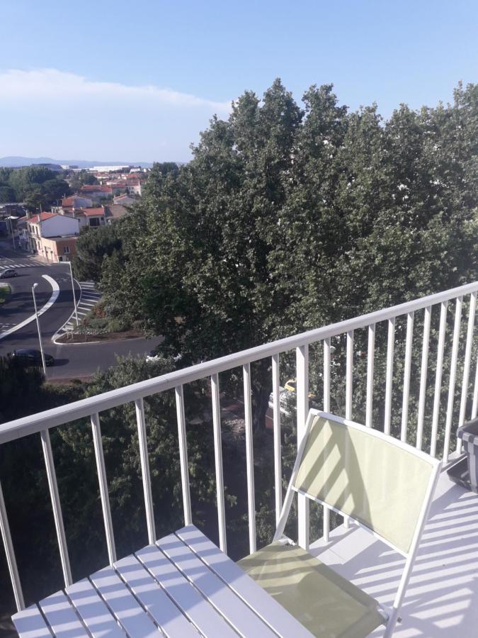 Residence D'Anjou - Grand Studio Avec Balcon Et Parking Privatif Perpignan Eksteriør bilde
